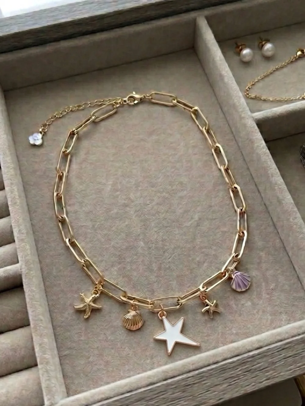 NWT Paperclip Beach Ocean Charm Necklace